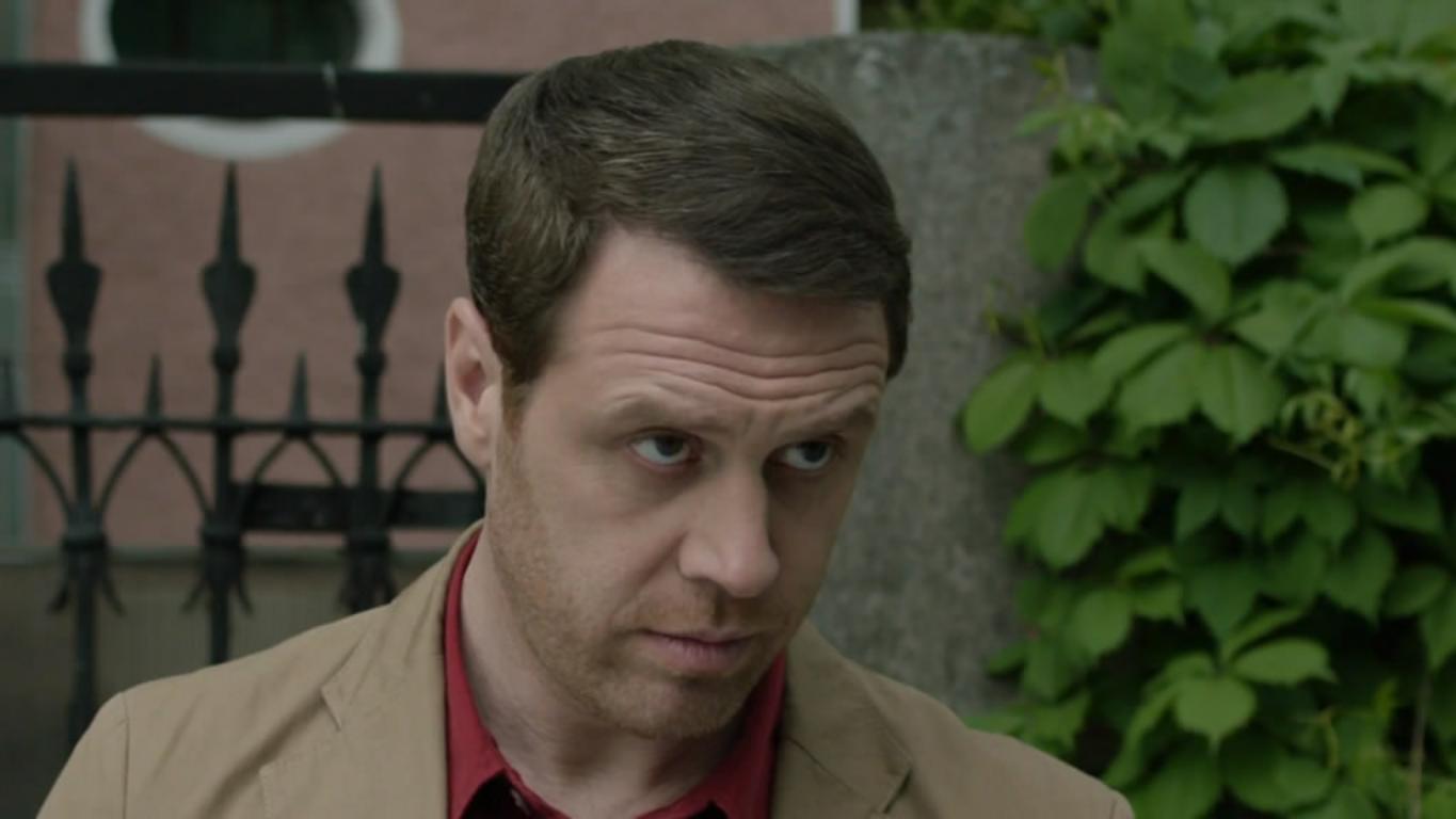 Халдун бойсан турецкий актёр. Son cikis сериал. Son cikis сериал. Фуркан палалы красное яблоко. Son cikis.