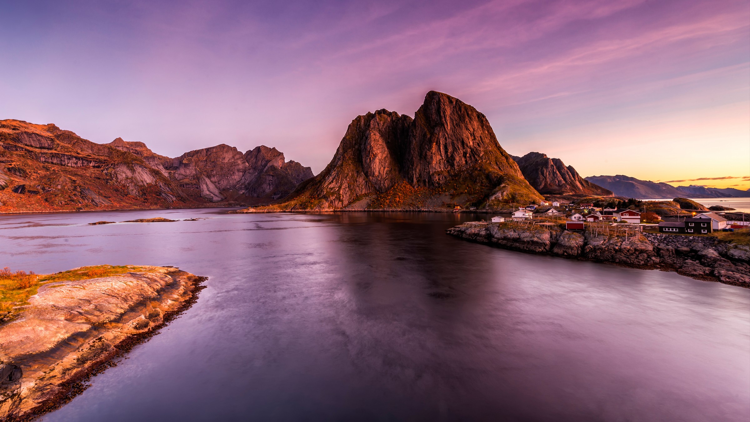 природа 4к. пейзаж 8к. море hd. обои на рабочий стол 4k ultra hd. озеро малайн, парк джаспер.